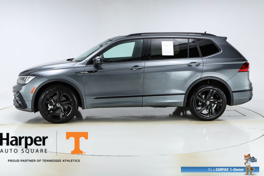 Used 2024 Volkswagen Tiguan SE R-LINE BLACK with VIN 3VVCB7AX4RM087053 for sale in Knoxville, TN