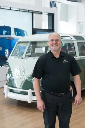 Staff member Mike Lazenby from ac90df7d5074