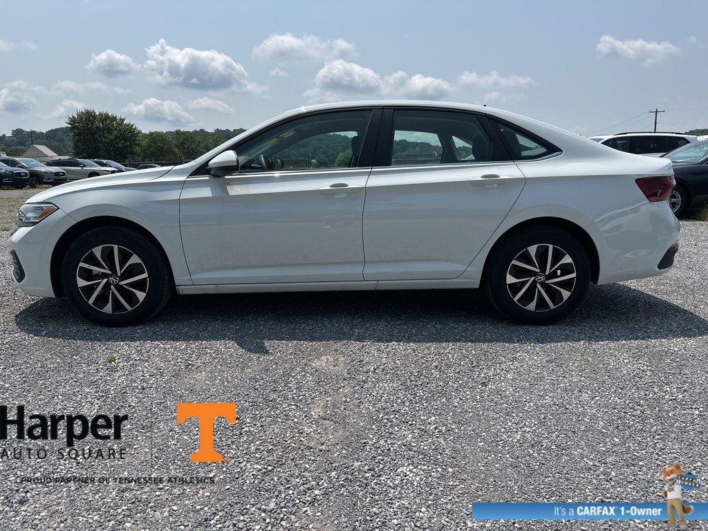 Used 2024 Volkswagen Jetta S with VIN 3VW5M7BU9RM103864 for sale in Knoxville, TN