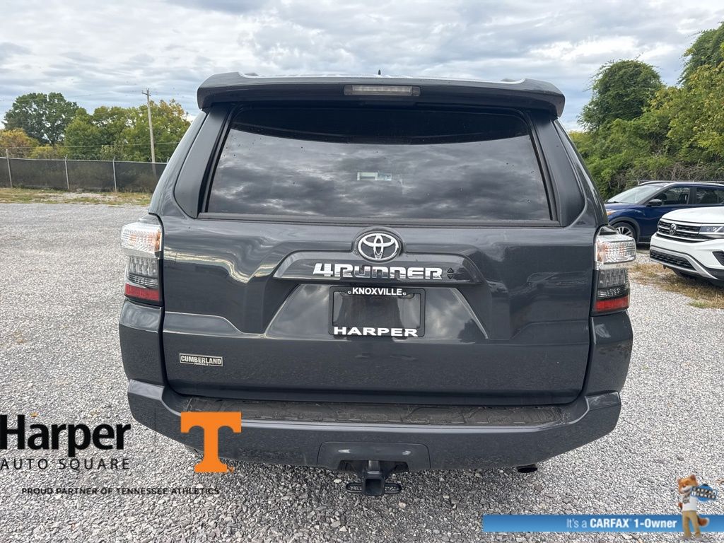 2024 Toyota 4Runner SR5 Premium photo 3