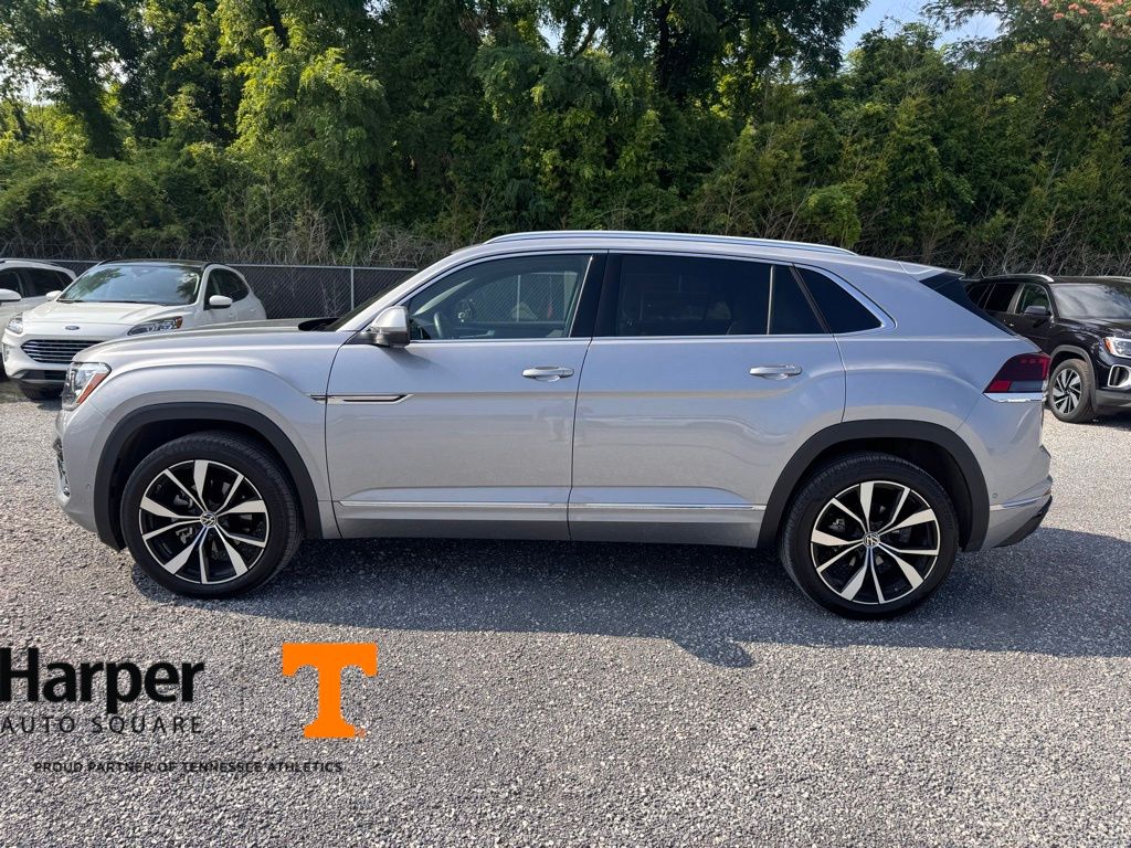 Used 2024 Volkswagen Atlas Cross Sport SEL Premium R-LINE with VIN 1V2FE2CA2RC208967 for sale in Knoxville, TN