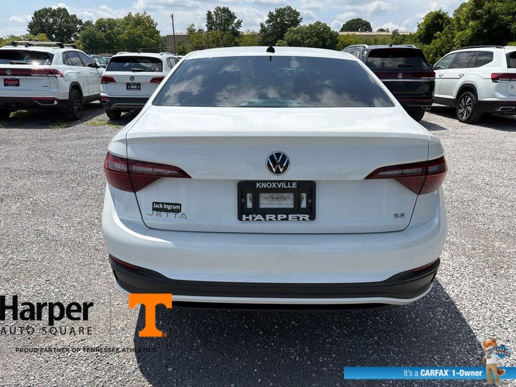 Used 2024 Volkswagen Jetta 1.5T SE Sedan