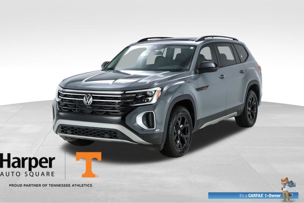 Used 2024 Volkswagen Atlas 2.0T Peak Edition SE w/Technology SUV