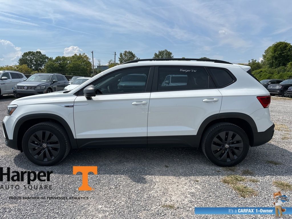 2023 Volkswagen Taos S photo 2