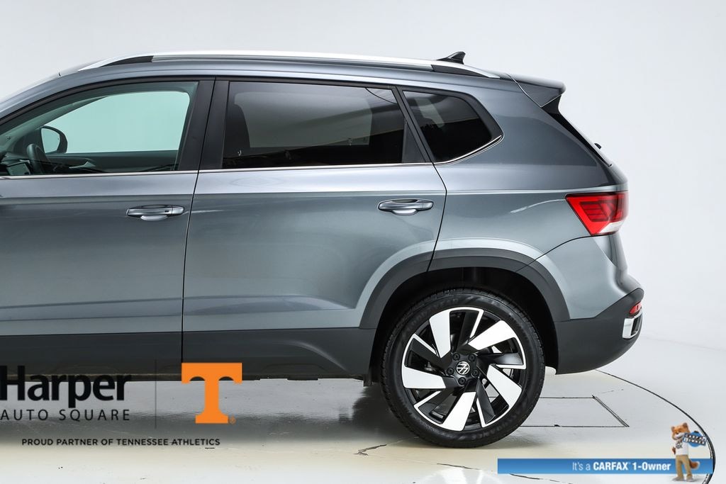 Used 2024 Volkswagen Taos 1.5T SEL SUV