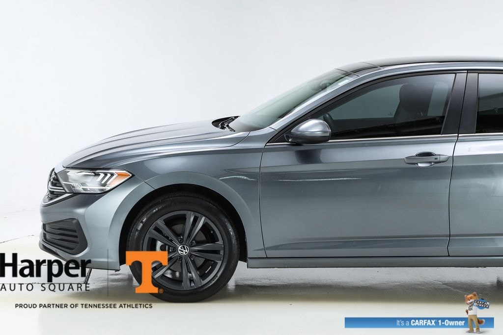 Used 2023 Volkswagen Jetta 1.5T SE Sedan