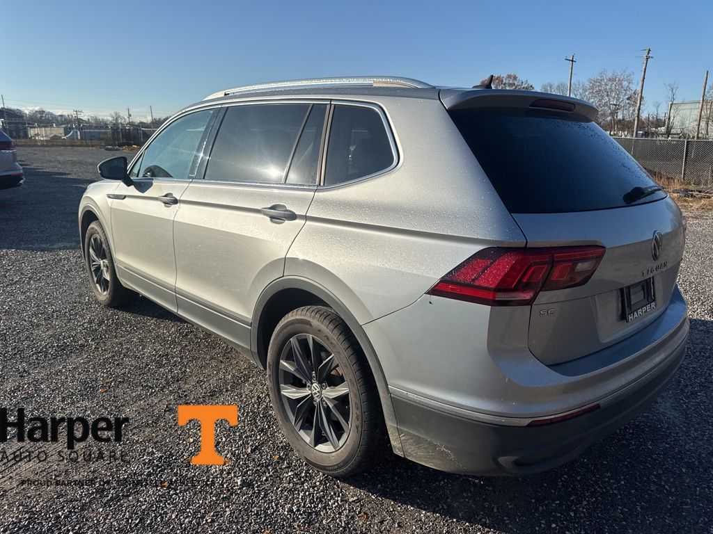 2022 Volkswagen Tiguan SE photo 3