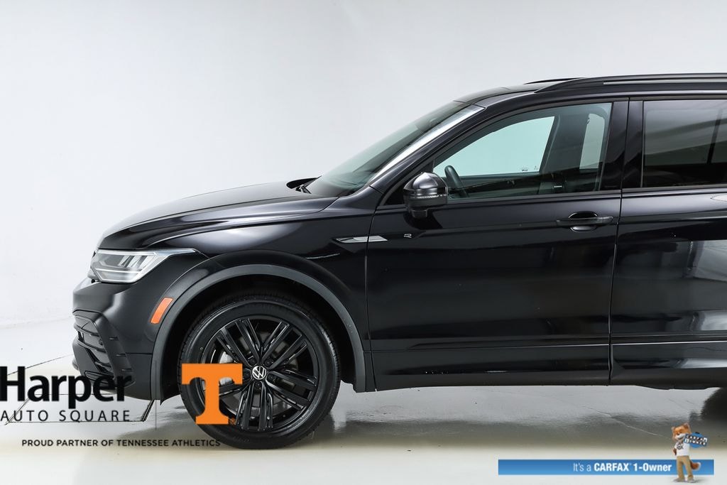 Used 2022 Volkswagen Tiguan 2.0T SE R-Line Black SUV