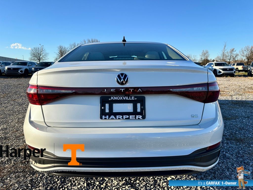 2025 Volkswagen Jetta 1.5T SE photo 4
