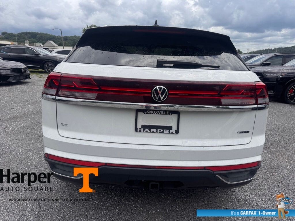 Used 2025 Volkswagen Atlas Cross Sport 2.0T SE w/Technology SUV