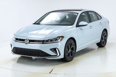 2025 Volkswagen Jetta 1.5T SE Sedan