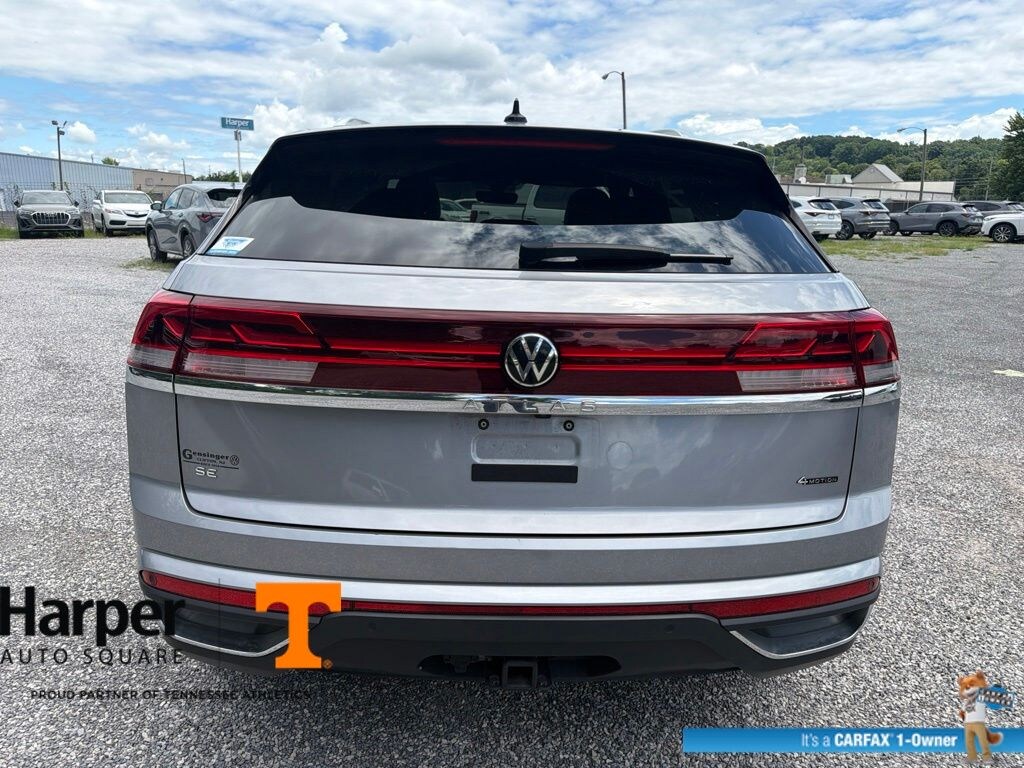 Used 2024 Volkswagen Atlas Cross Sport 2.0T SE w/Technology SUV