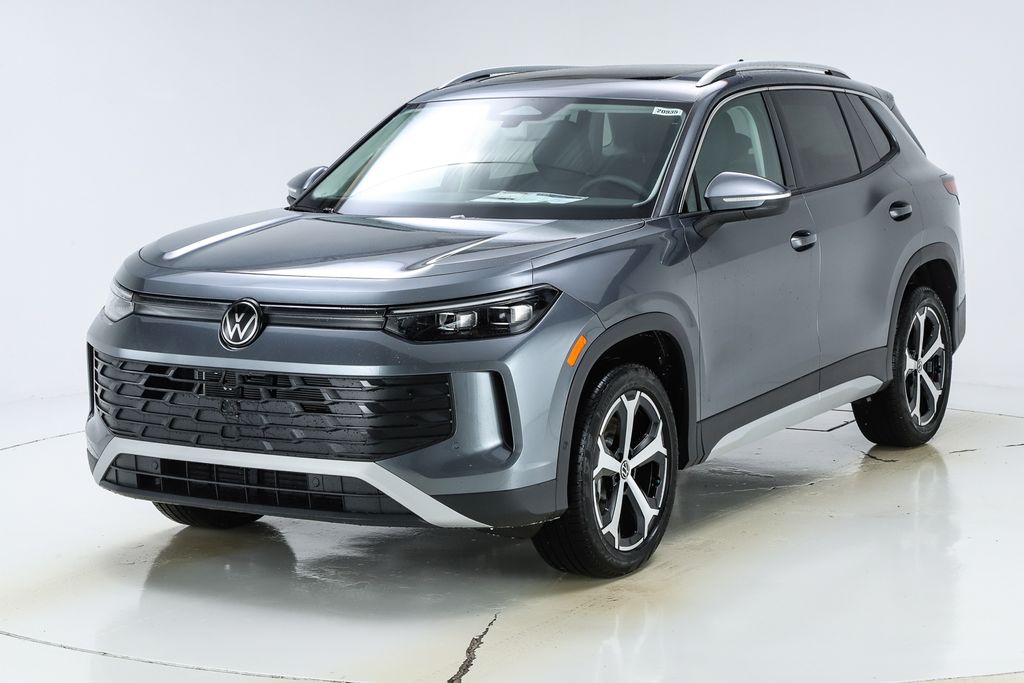 2026 Volkswagen Tiguan SE's photo