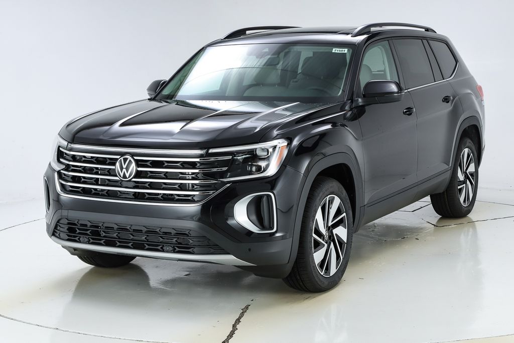 New 2026 Volkswagen Atlas SE w/Technology