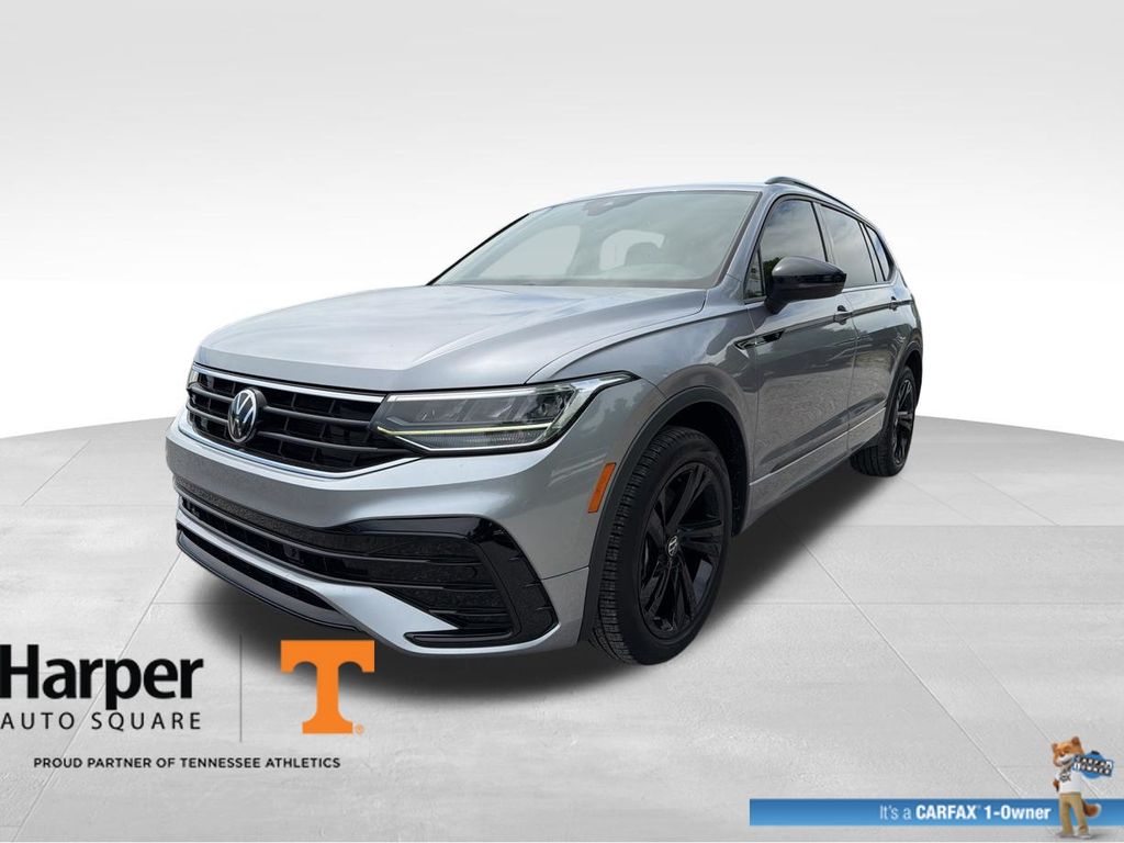 2023 Volkswagen Tiguan SE R-LINE BLACK