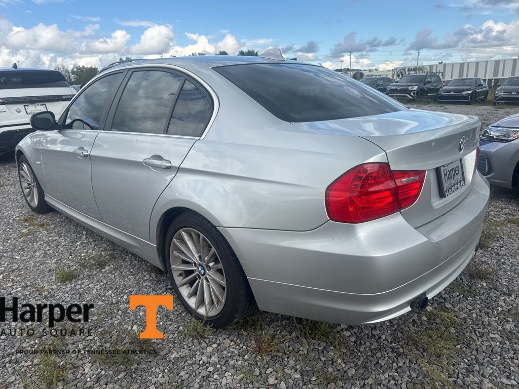 2011 Bmw 335i 3-Series photo 3