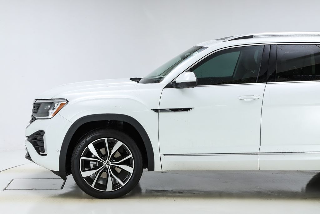 New 2026 Volkswagen Atlas 2.0T SEL Premium R-Line SUV