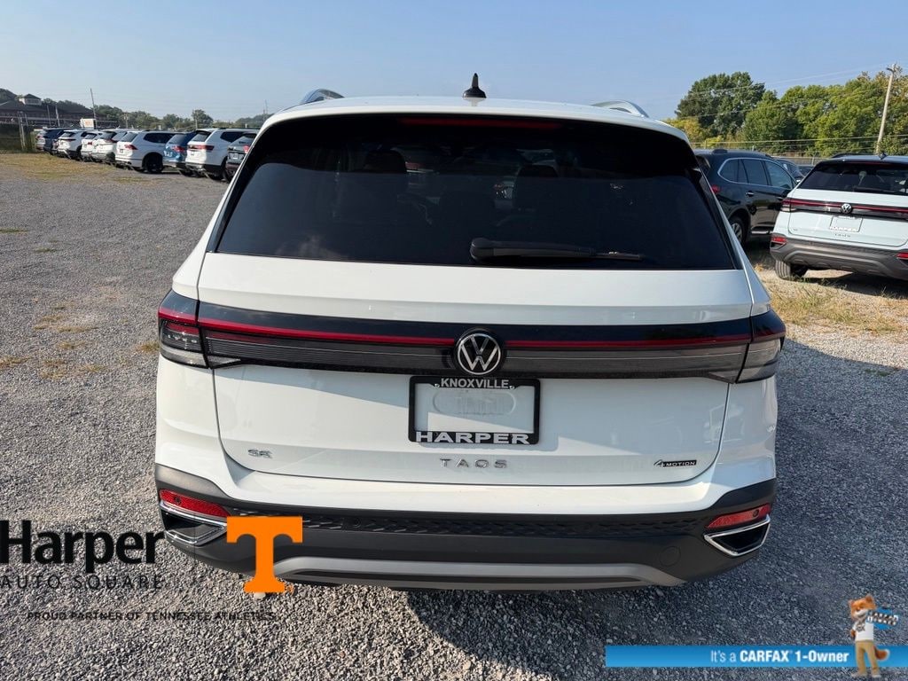 Used 2025 Volkswagen Taos 1.5T SE SUV