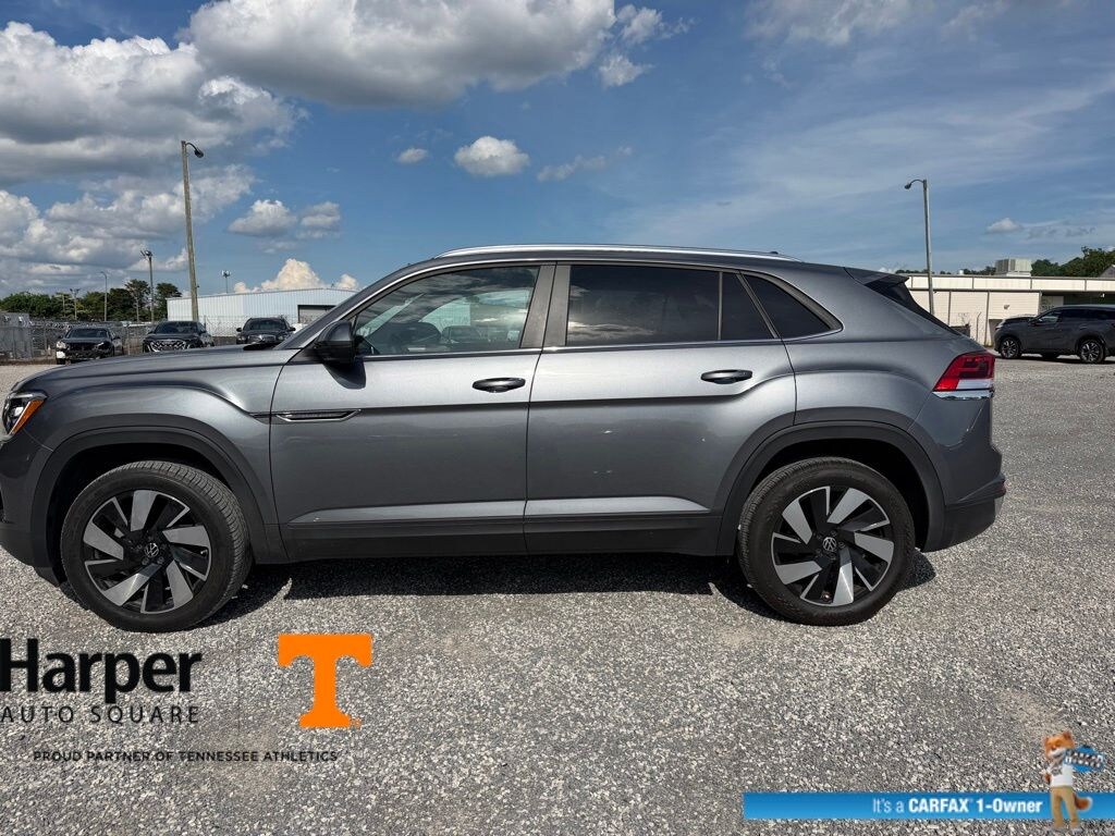 Used 2024 Volkswagen Atlas Cross Sport 2.0T SE w/Technology SUV