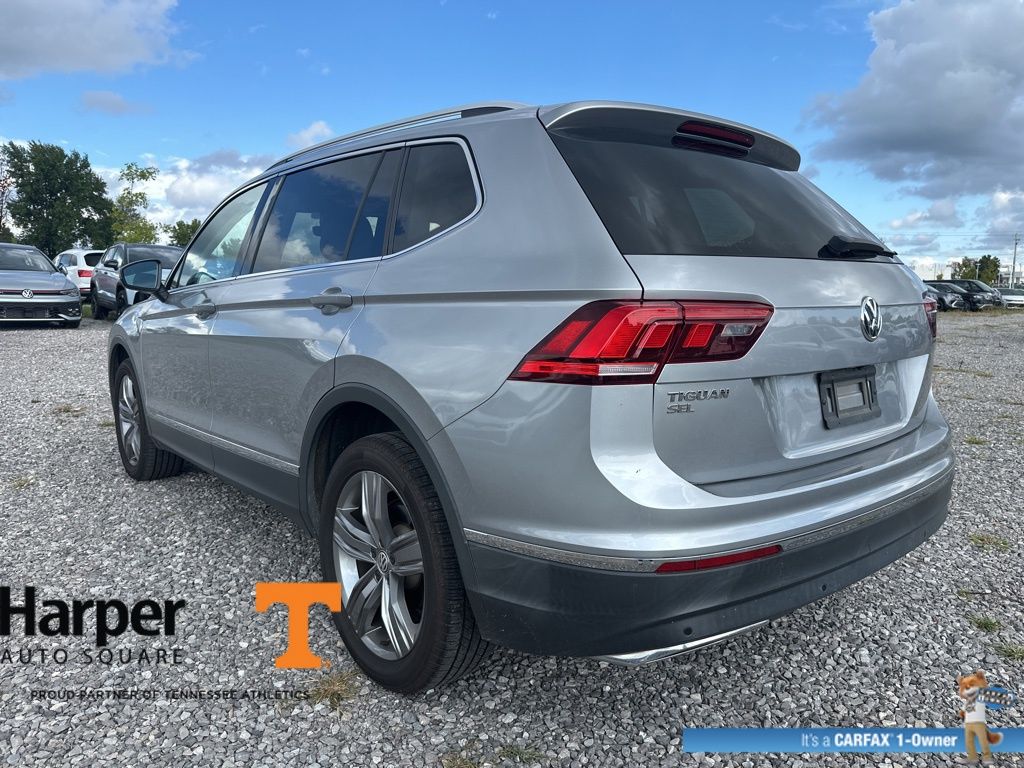 2020 Volkswagen Tiguan SEL photo 3