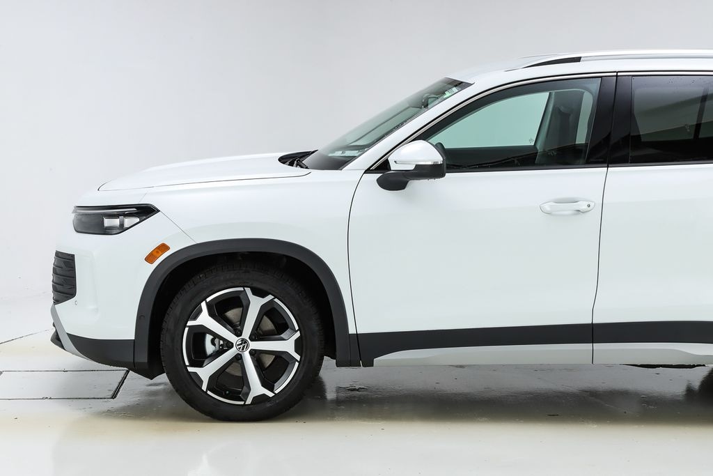 New 2026 Volkswagen Tiguan 2.0T SE SUV