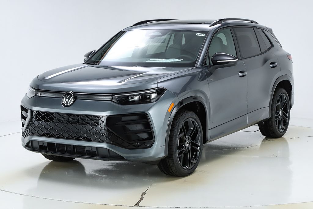 2026 Volkswagen Tiguan Comfortline R-Line Black