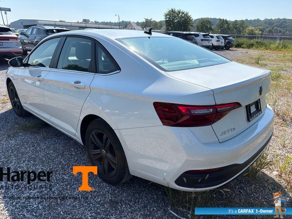 Used 2024 Volkswagen Jetta 1.5T SE Sedan