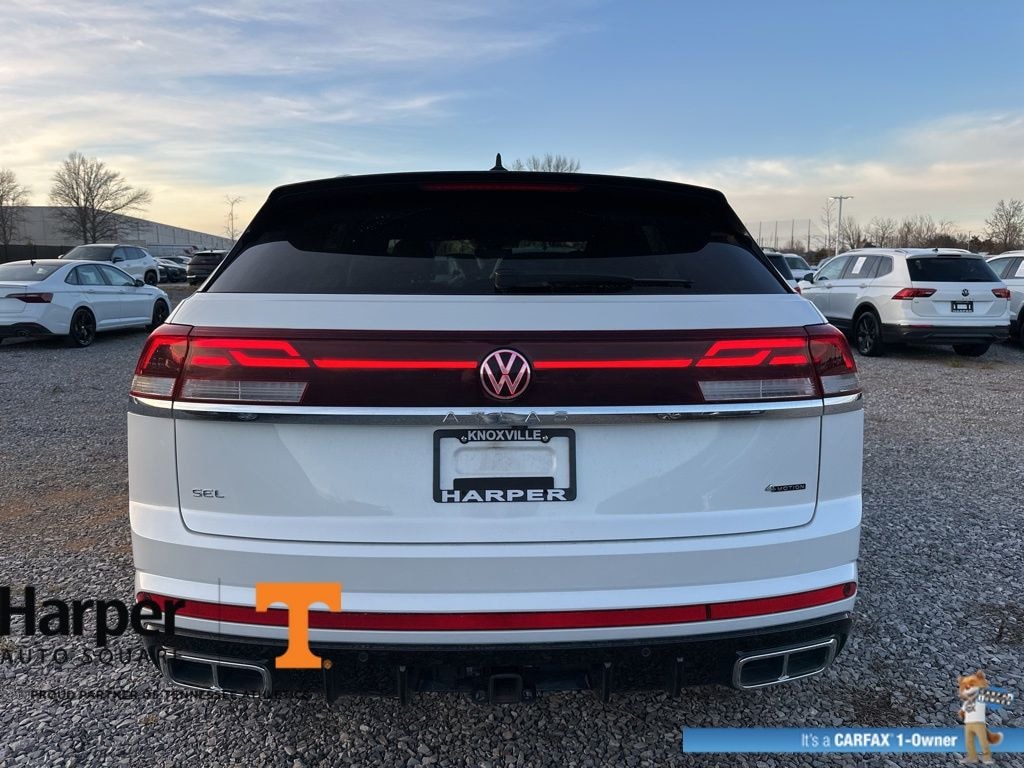 Used 2025 Volkswagen Atlas Cross Sport 2.0T SEL Premium R-Line SUV