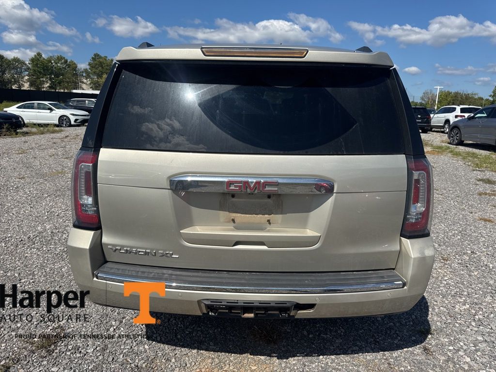 2016 Gmc Yukon XL Denali photo 3