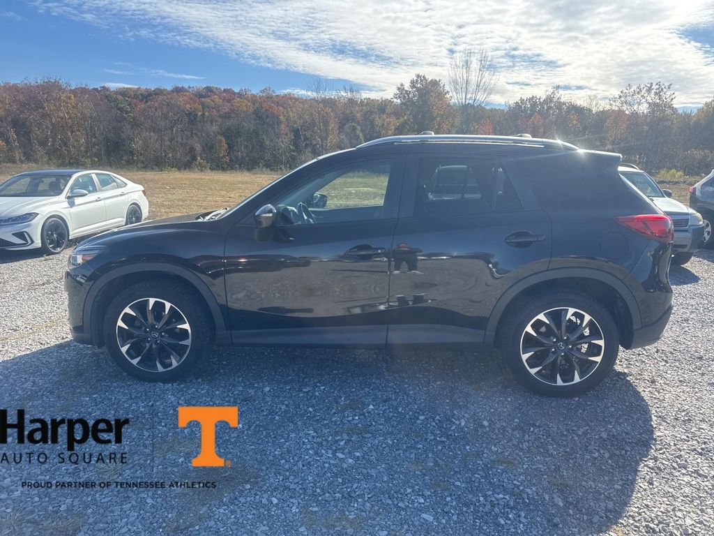 2016 Mazda CX-5 Grand Touring photo 2