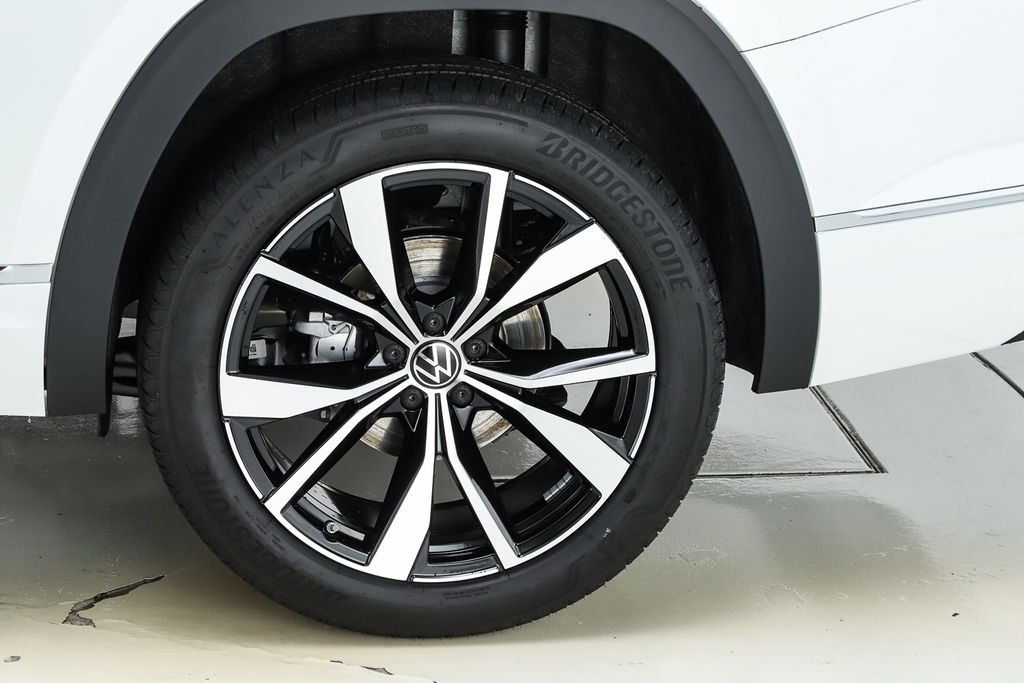 2026 Volkswagen Atlas SEL Premium R-Line - Photo 6