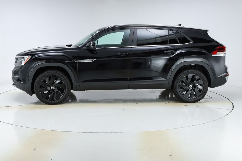 New 2026 Volkswagen Atlas Cross Sport 2.0T SE w/Technology SUV