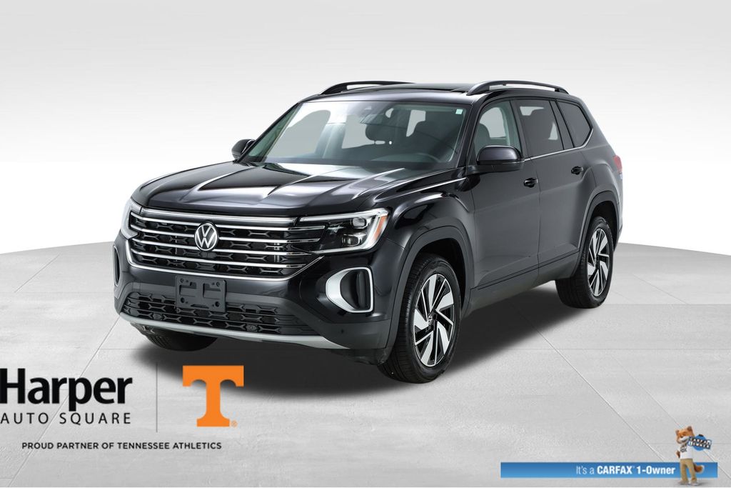 2025 Volkswagen Atlas SE FWD with Technology