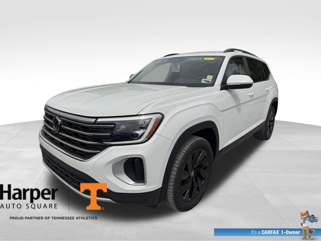 Used 2024 Volkswagen Atlas 2.0T SE w/Technology SUV