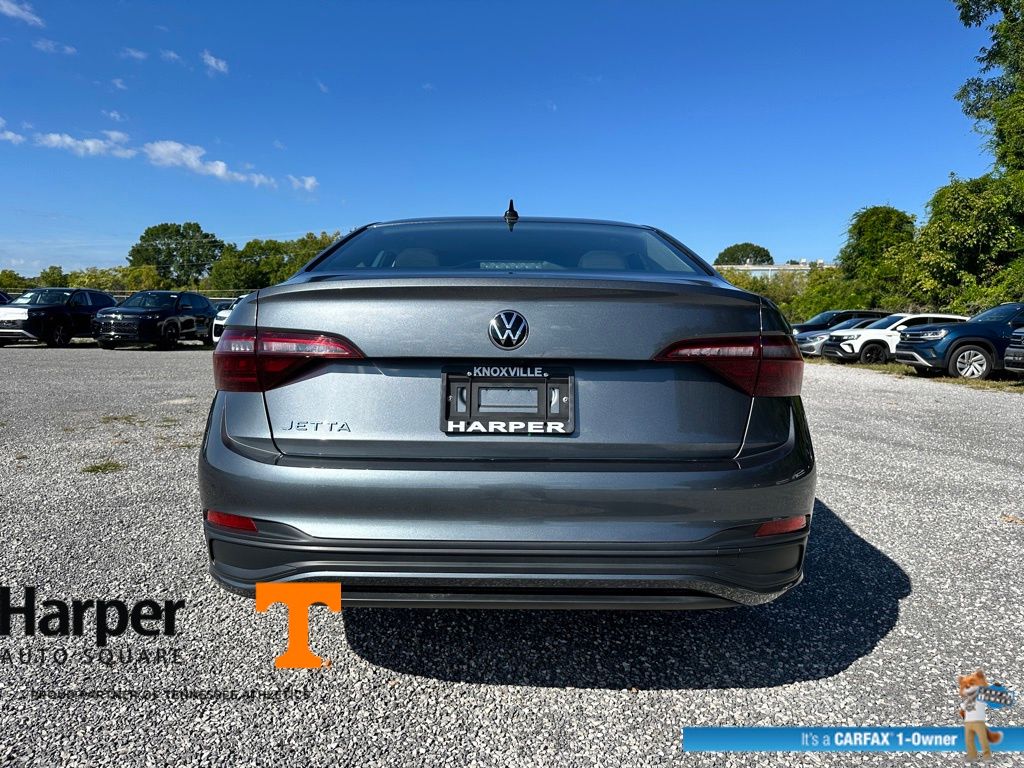 2024 Volkswagen Jetta 1.5T S photo 4