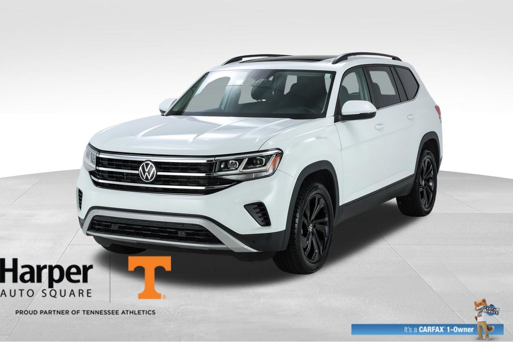 Pure White 2023 Volkswagen Atlas SUV / Crossover Front-Wheel Drive 8-Speed Automatic