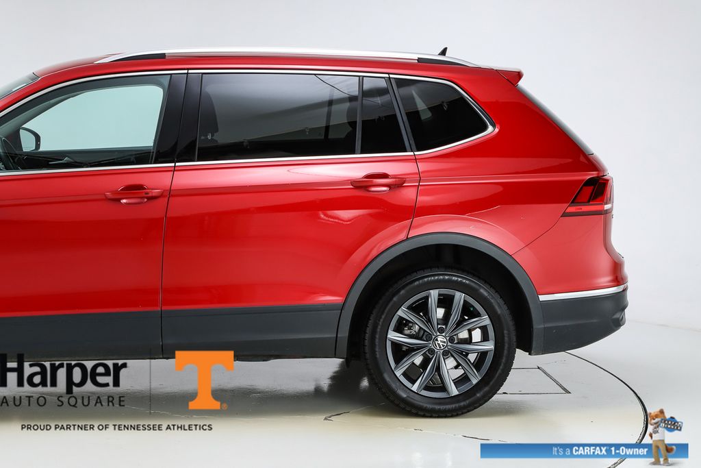2022 Volkswagen Tiguan SE photo 2