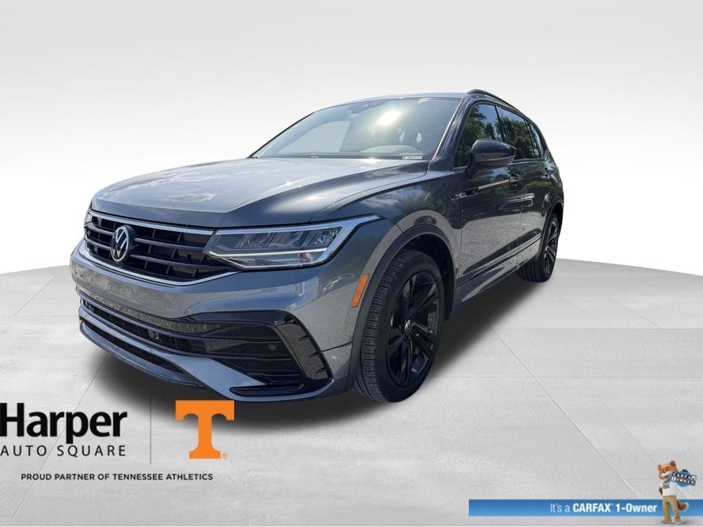 2024 Volkswagen Tiguan 2.0T SE R-Line Black's photo