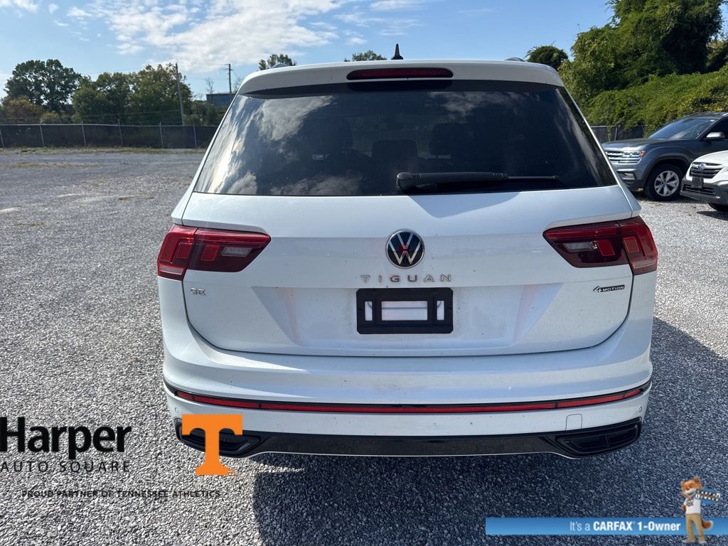 2024 Volkswagen Tiguan SE R-Line Black photo 4