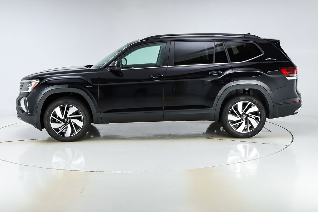 New 2026 Volkswagen Atlas SE w/Technology SUV