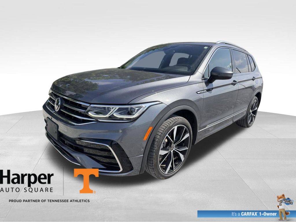 2024 Volkswagen Tiguan 2.0T SEL R-Line 4Motion's photo