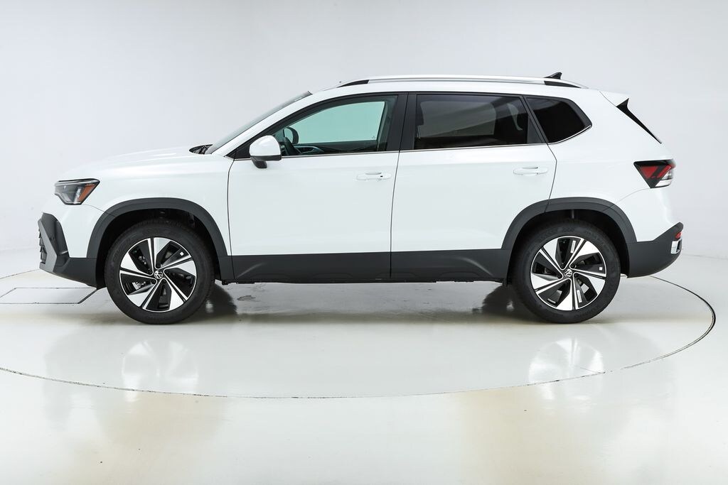 New 2026 Volkswagen Taos 1.5T SE SUV