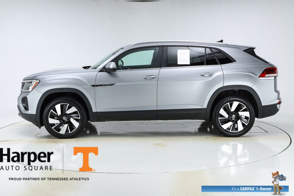 2024 Volkswagen Atlas Cross Sport SE Technology photo 4