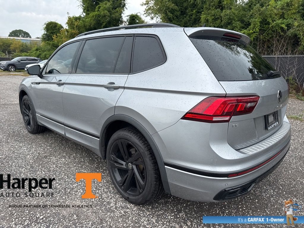 2023 Volkswagen Tiguan SE R-Line Black photo 3