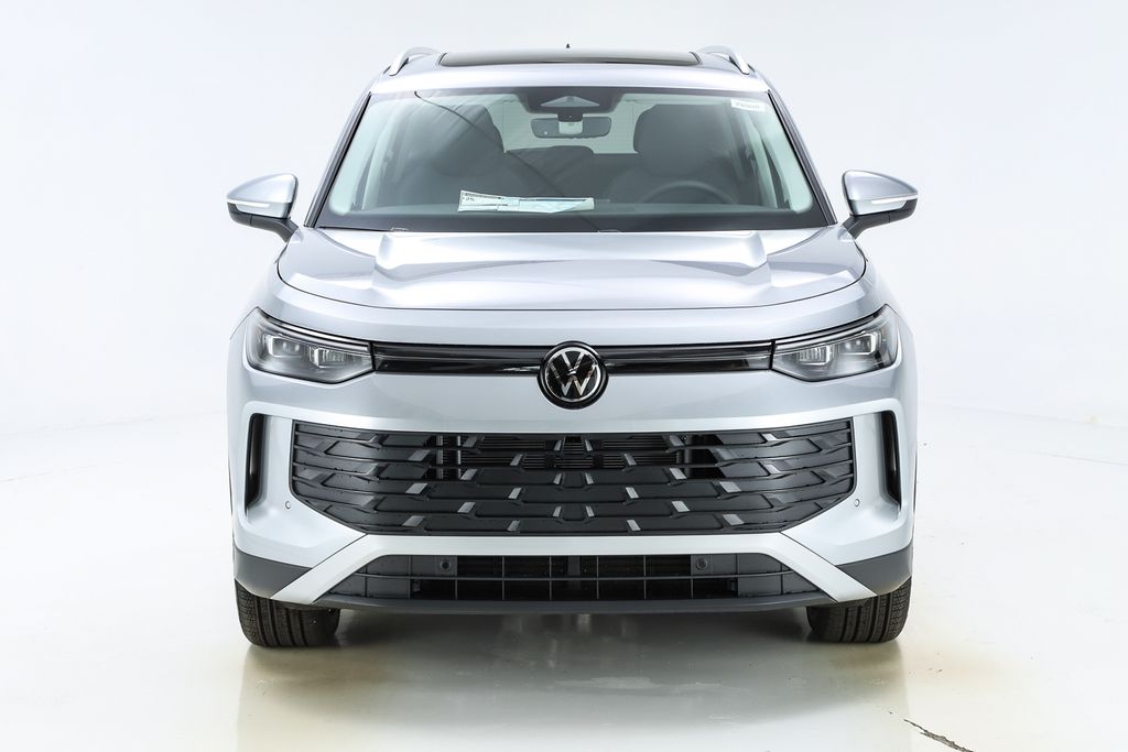 2026 Volkswagen Tiguan SE - Photo 16