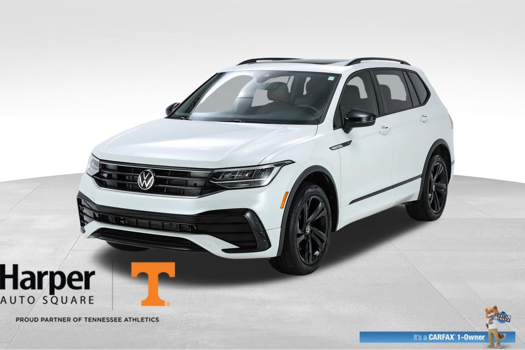 2023 Volkswagen Tiguan SE R-LINE BLACK