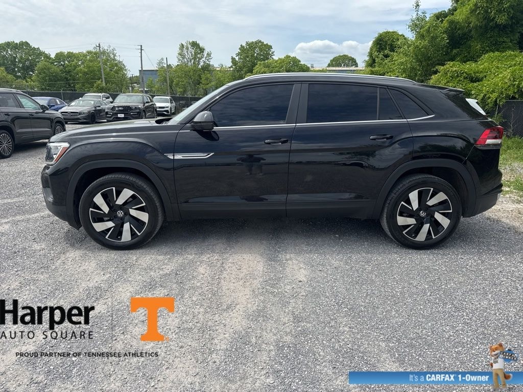 Used 2024 Volkswagen Atlas Cross Sport 2.0T SE w/Technology SUV