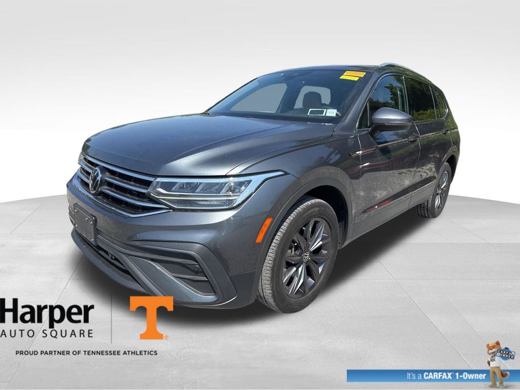 2022 Volkswagen Tiguan 2.0T SE 4Motion's photo