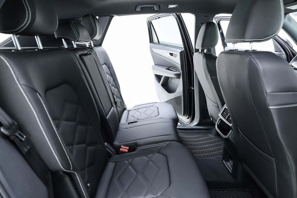 2026 Volkswagen Atlas Cross Sport SE w/Tech - Photo 38