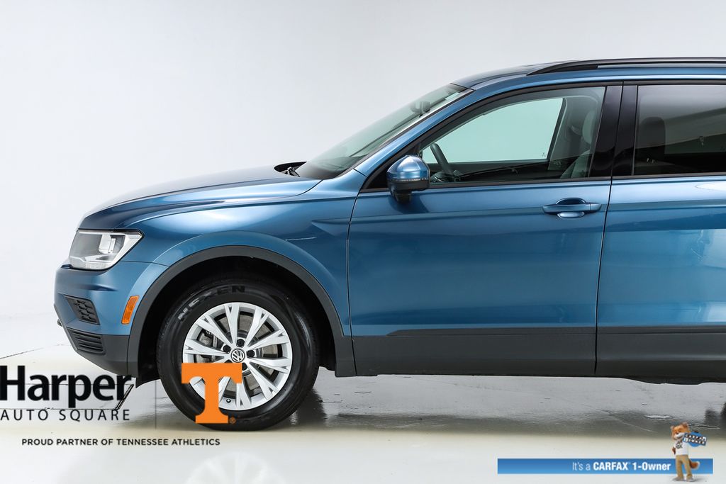 2019 Volkswagen Tiguan S photo 3